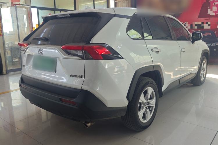 Used Toyota RAV4 2024 2.0L CVT Two-Wheel Drive Urban Edition Rear Right 45 Deg