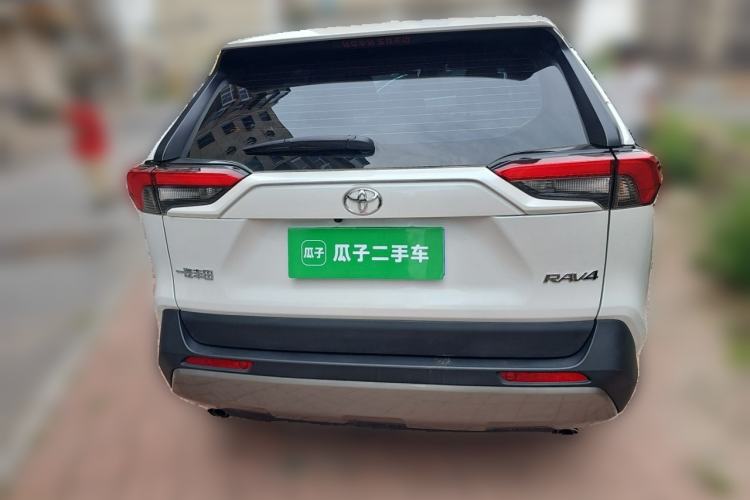 Used Toyota RAV4 2024 2.0L CVT Two-Wheel Drive Fashion Edition Rear