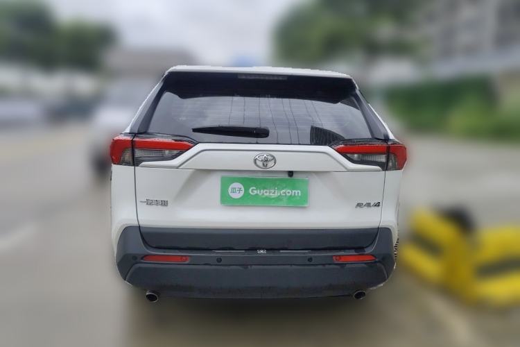 Used Toyota RAV4 2024 2.0L CVT Two-Wheel Drive Urban Edition Rear