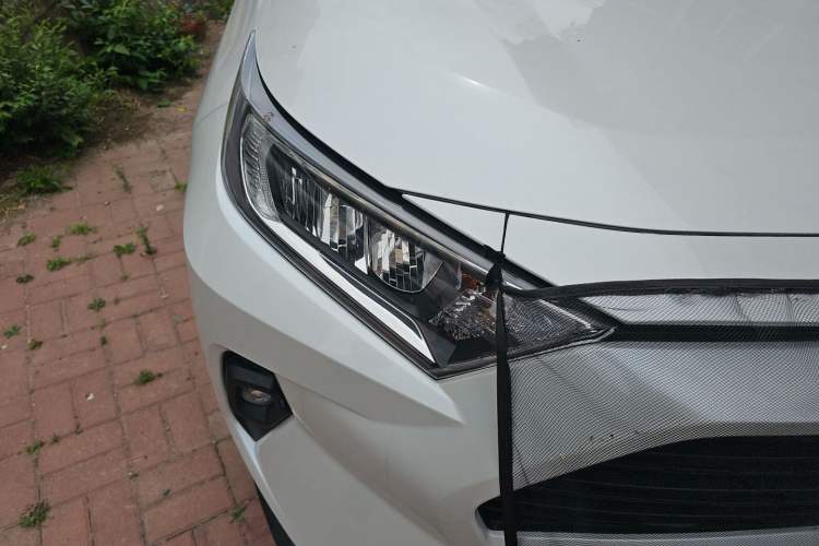 Used Toyota RAV4 2024 2.0L CVT Two-Wheel Drive Fashion Edition Right Front Headlight