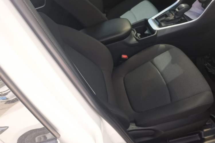 Used Toyota RAV4 2024 2.0L CVT Two-Wheel Drive Urban Edition Right Front Seat