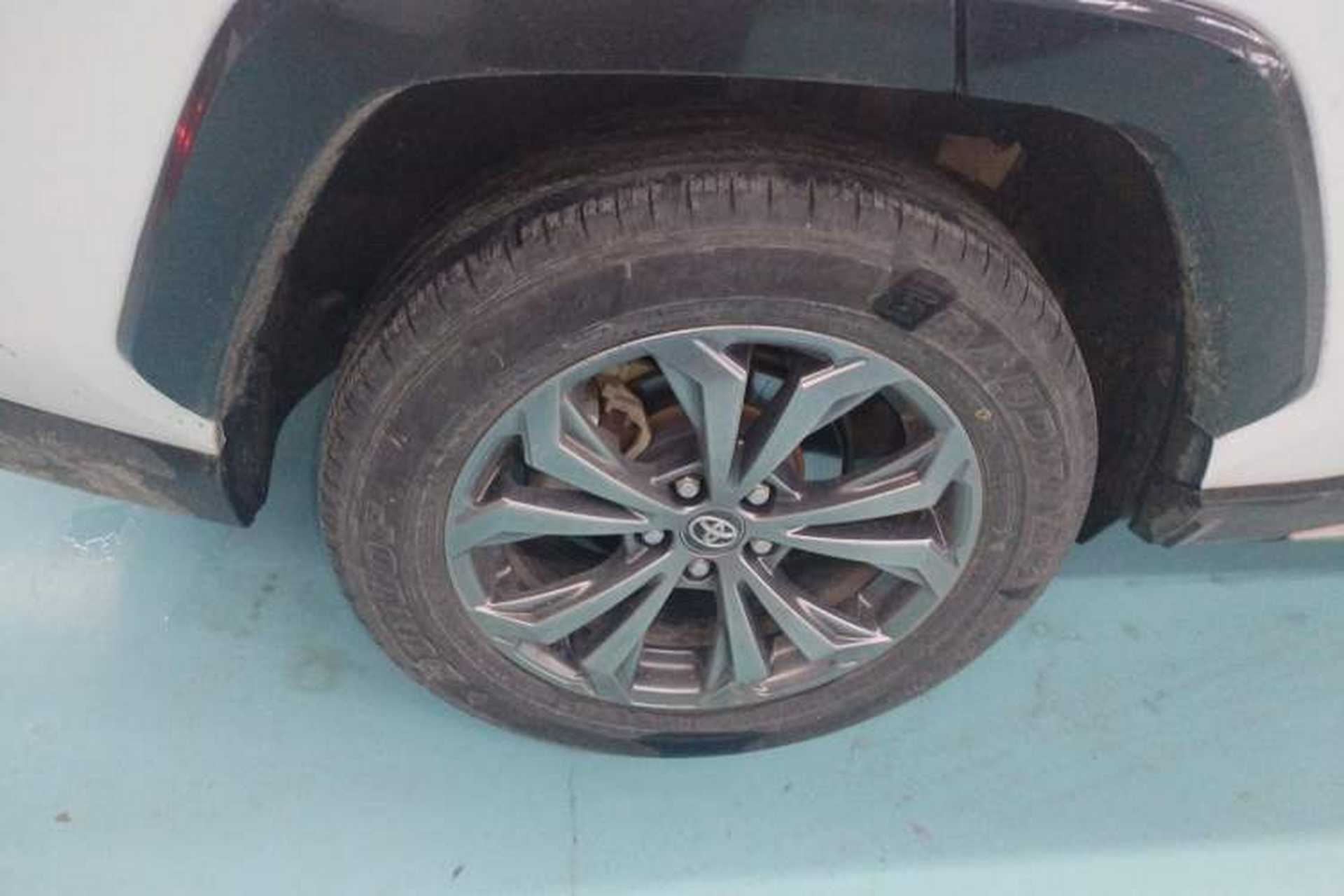 Used Toyota RAV4 2024 2.0L CVT Two-Wheel Drive Fashion Plus Edition Right Rear Wheel Hub