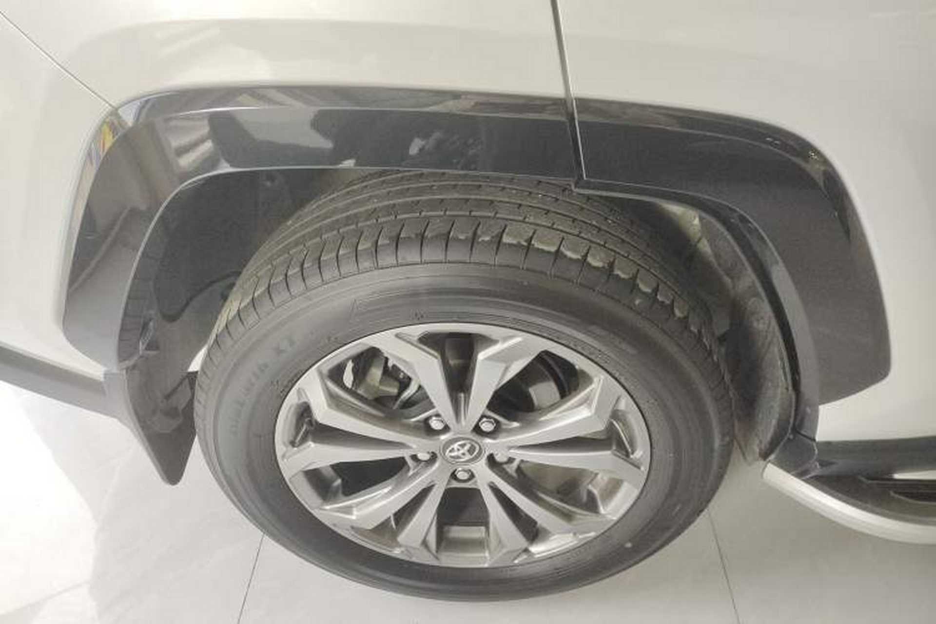 Used Toyota RAV4 2024 2.0L CVT Two-Wheel Drive Fashion Plus Edition Right Rear Wheel Hub