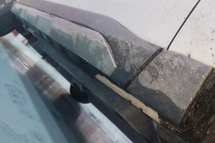 Used Toyota RAV4 2024 2.0L CVT Two-Wheel Drive Fashion Plus Edition Right Side Sill