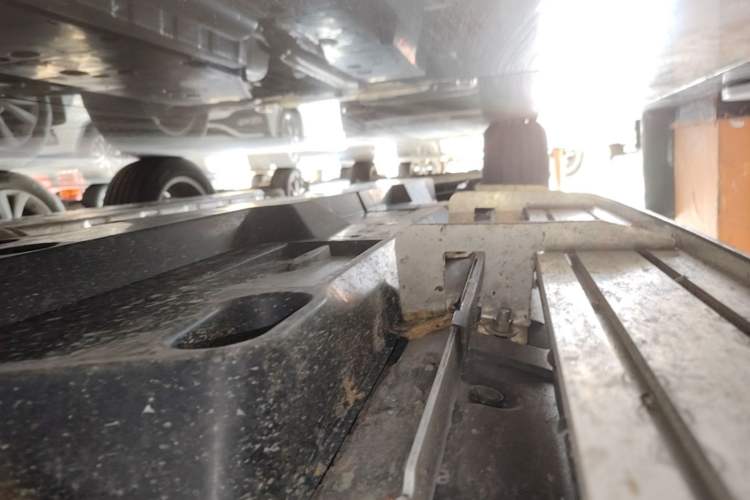 Used Toyota RAV4 2024 2.0L CVT Two-Wheel Drive Fashion Plus Edition Right Side Sill