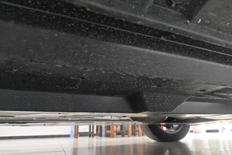 Used Toyota RAV4 2024 2.0L CVT Two-Wheel Drive Fashion Plus Edition Right Side Sill