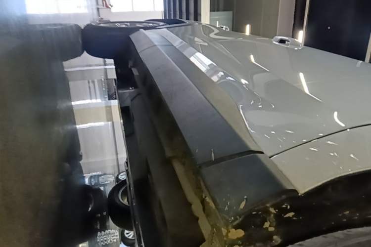 Used Toyota RAV4 2024 2.0L CVT Two-Wheel Drive Urban Edition Right Side Sill