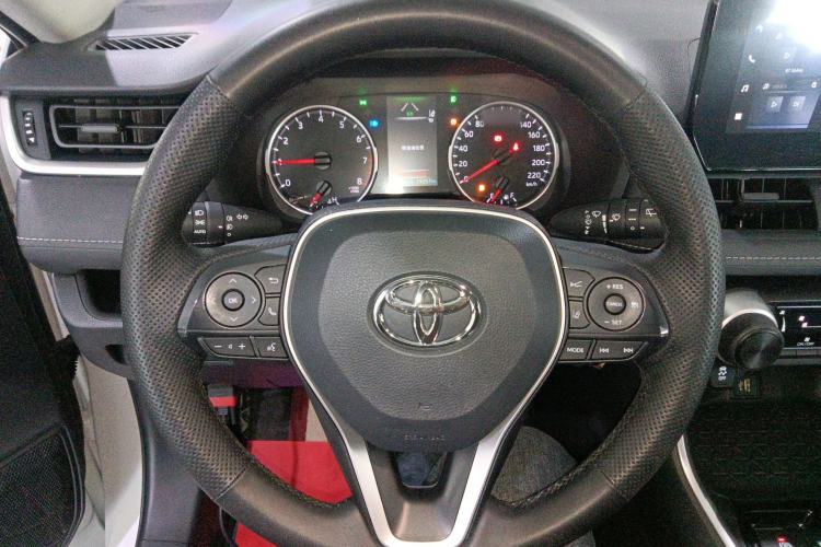 Used Toyota RAV4 2024 2.0L CVT Two-Wheel Drive Urban Edition Steering Wheel