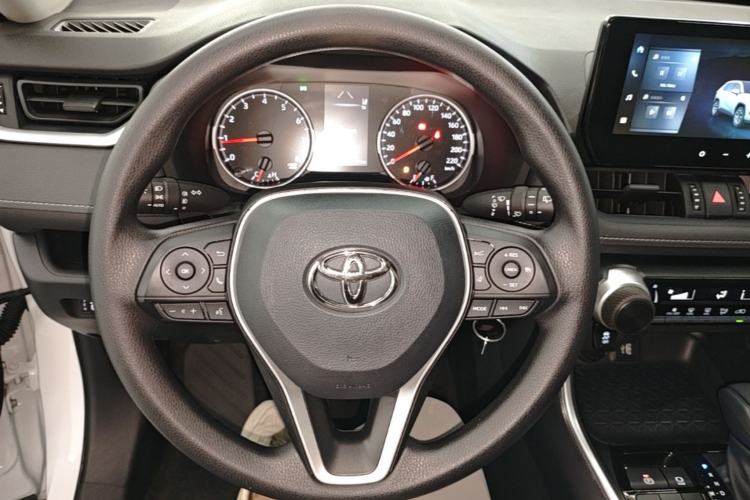 Used Toyota RAV4 2024 2.0L CVT Two-Wheel Drive Urban Edition Steering Wheel