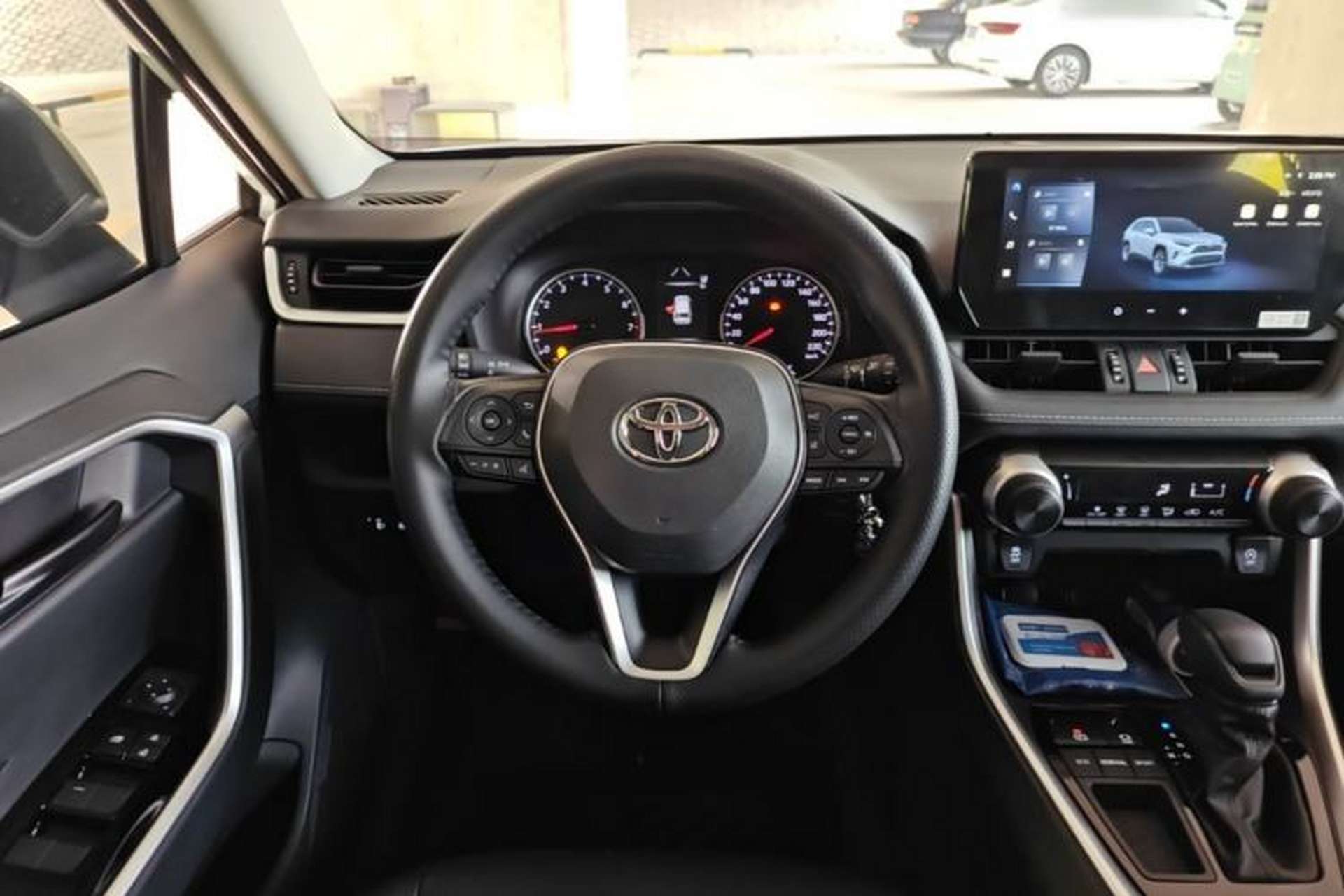 Used Toyota RAV4 2024 2.0L CVT Two-Wheel Drive Urban Edition Steering Wheel