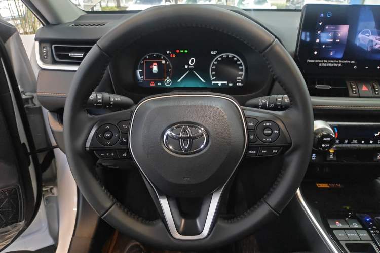 Used Toyota RAV4 2024 2.0L CVT Two-Wheel Drive Fashion Plus Edition Steering Wheel