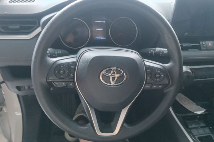Used Toyota RAV4 2024 2.0L CVT Two-Wheel Drive Urban Edition Steering Wheel