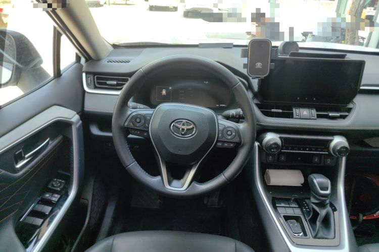 Used Toyota RAV4 2024 2.0L CVT Two-Wheel Drive Fashion Plus Edition Steering Wheel