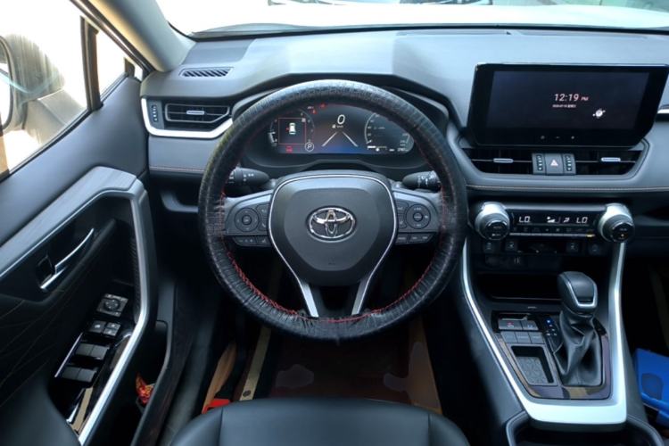 Used Toyota RAV4 2024 2.0L CVT Two-Wheel Drive Fashion Plus Edition Steering Wheel