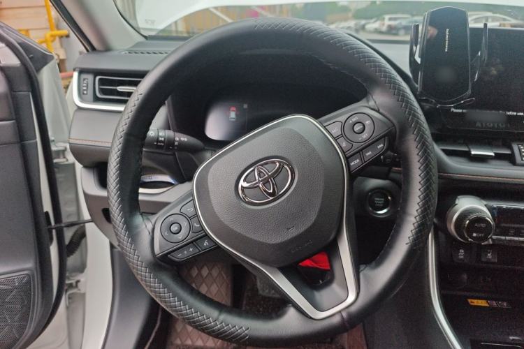 Used Toyota RAV4 2024 2.0L CVT Two-Wheel Drive Fashion Plus Edition Steering Wheel