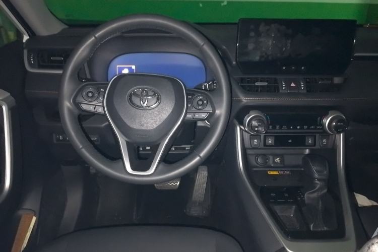 Used Toyota RAV4 2024 2.0L CVT Two-Wheel Drive Fashion Plus Edition Steering Wheel