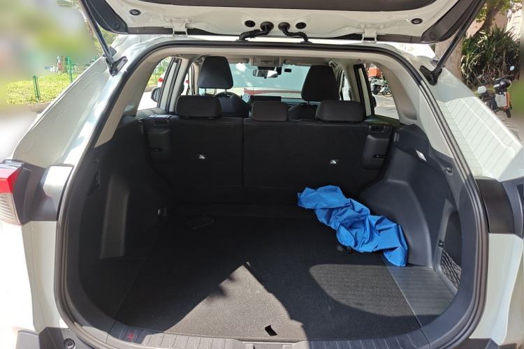 Used Toyota RAV4 2024 2.0L CVT Two-Wheel Drive Urban Edition Trunk