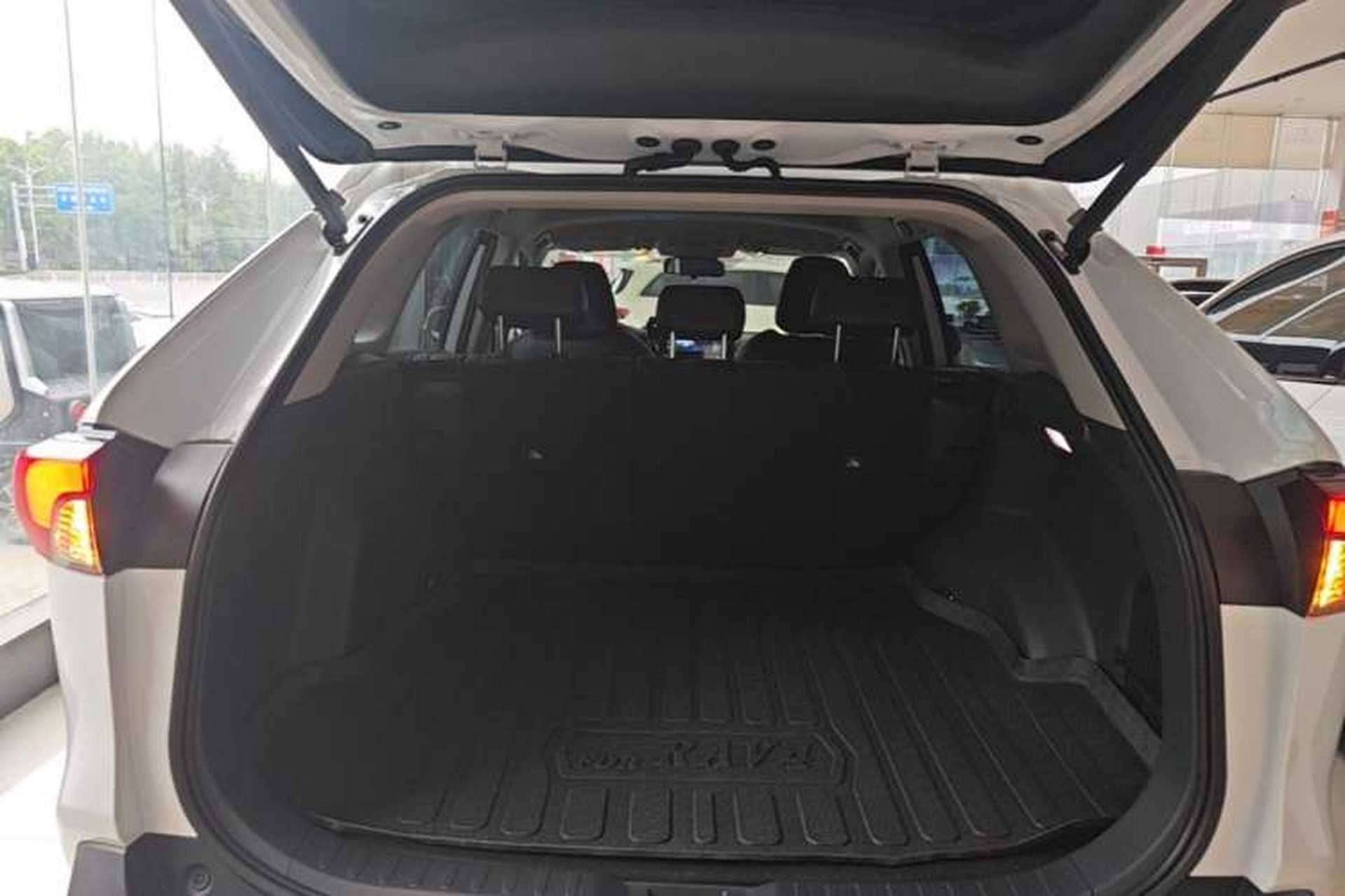 Used Toyota RAV4 2024 2.0L CVT Two-Wheel Drive Urban Edition Trunk