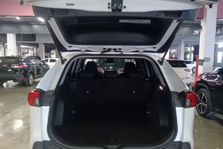 Used Toyota RAV4 2024 2.0L CVT Two-Wheel Drive Urban Edition Trunk
