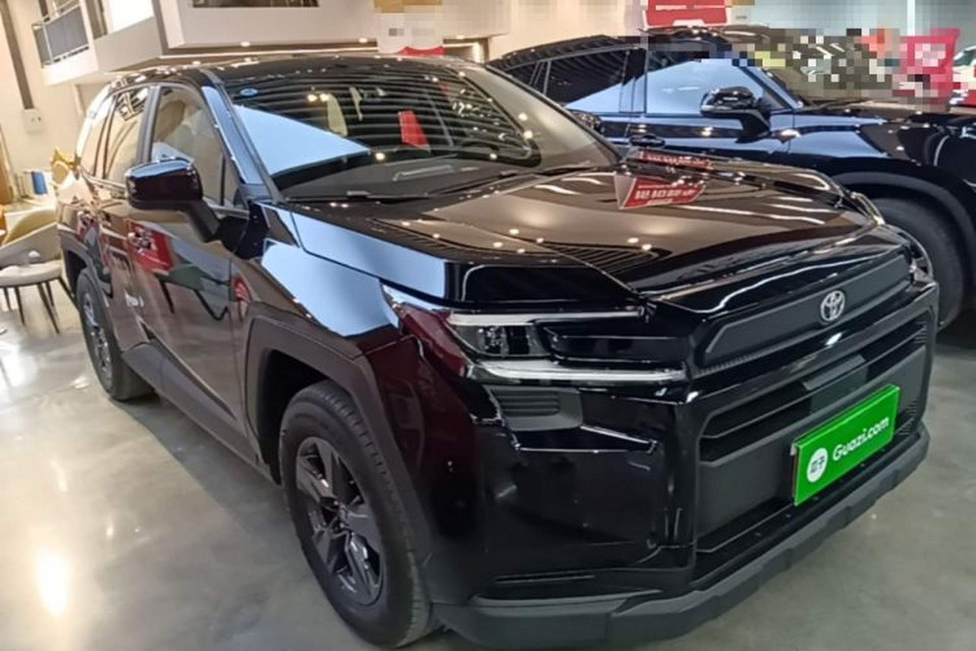 Used Toyota RAV4 2026 Model Dual-Engine 2.0L Two-Wheel Drive Elite Edition Exterior 1