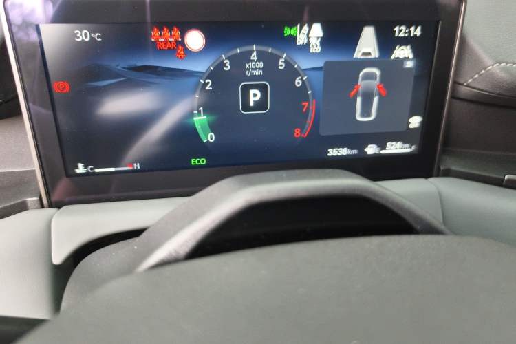 Used Toyota RAV4 2026 Model 2.0L Two-Wheel Drive Luxury Edition Odometer Close Up