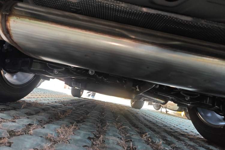 Used Toyota RAV4 2026 Model Dual-Engine 2.0L Two-Wheel Drive Luxury Edition Chassis Rear