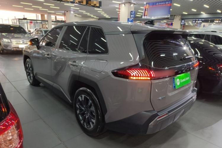 Used Toyota RAV4 2026 Model Dual-Engine 2.0L Two-Wheel Drive Luxury Edition Rear Left 45 Deg