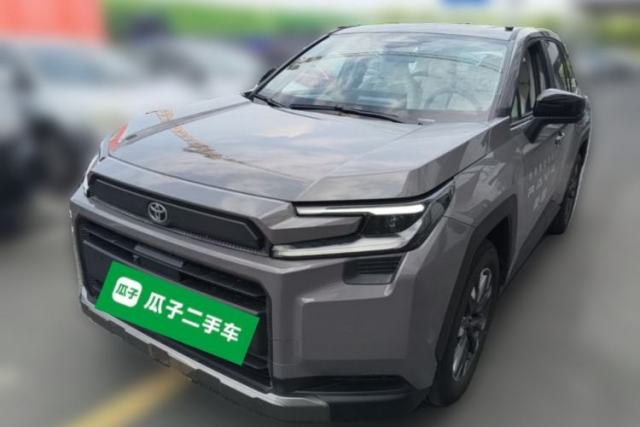 Used Toyota RAV4 2026 Model Dual-Engine 2.0L Two-Wheel Drive Luxury Edition
