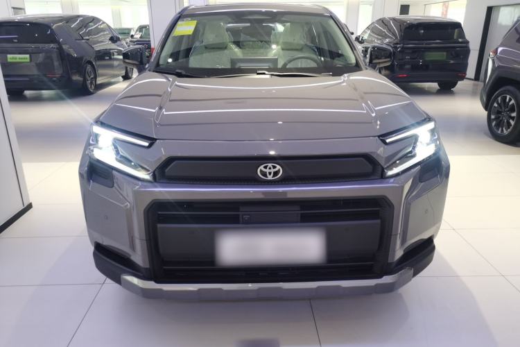 Used Toyota RAV4 2026 Model Dual-Engine 2.0L Two-Wheel Drive Luxury Edition Front