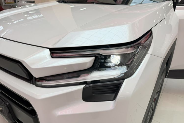Used Toyota RAV4 2026 Model Dual-Engine 2.0L Two-Wheel Drive Luxury Edition Left Front Headlight