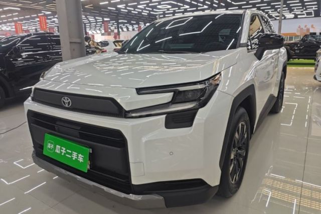 Used Toyota RAV4 2026 Model 2.0L Two-Wheel Drive Luxury Edition