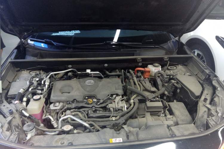 Used Toyota RAV4 Rongfang Plug-in Hybrid 2021 2.5L Two-Wheel Drive Elite Pro Engine Bay