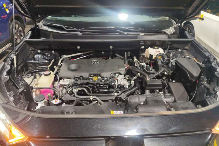 Used Toyota RAV4 Rongfang Plug-in Hybrid 2021 2.5L Two-Wheel Drive Elite Pro Engine Bay