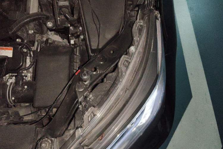 Used Toyota RAV4 Rongfang Plug-in Hybrid 2021 2.5L Two-Wheel Drive Elite Pro Engine Bay Left