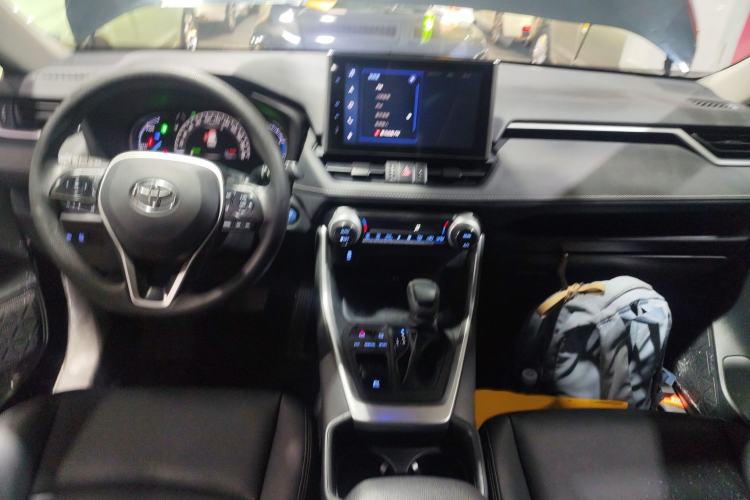 Used Toyota RAV4 Rongfang Plug-in Hybrid 2021 2.5L Two-Wheel Drive Elite Pro Interior 2