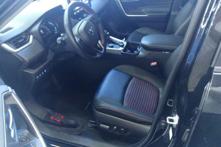 Used Toyota RAV4 Rongfang Plug-in Hybrid 2021 2.5L Two-Wheel Drive Elite Pro Left Front Seat