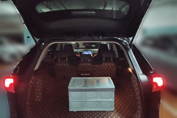 Used Toyota RAV4 Rongfang Plug-in Hybrid 2021 2.5L Two-Wheel Drive Elite Pro Trunk