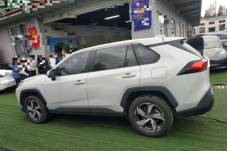 Used Toyota RAV4 Rongfang Plug-in Hybrid 2021 2.5L Two-Wheel Drive Elite Pro Left Side