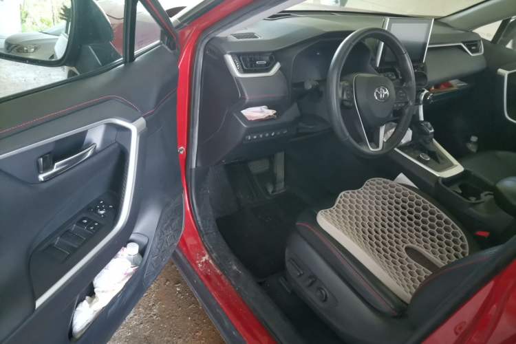 Used Toyota RAV4 Rongfang Plug-in Hybrid 2021 2.5L 4x4 Flagship Pro Driver Seat