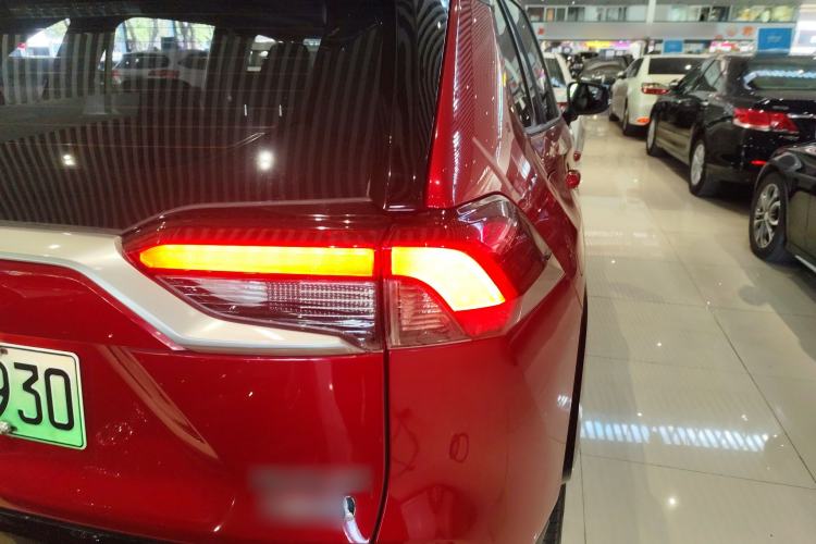 Used Toyota RAV4 Rongfang Plug-in Hybrid 2021 2.5L 4x4 Flagship Pro Right Rear Taillight