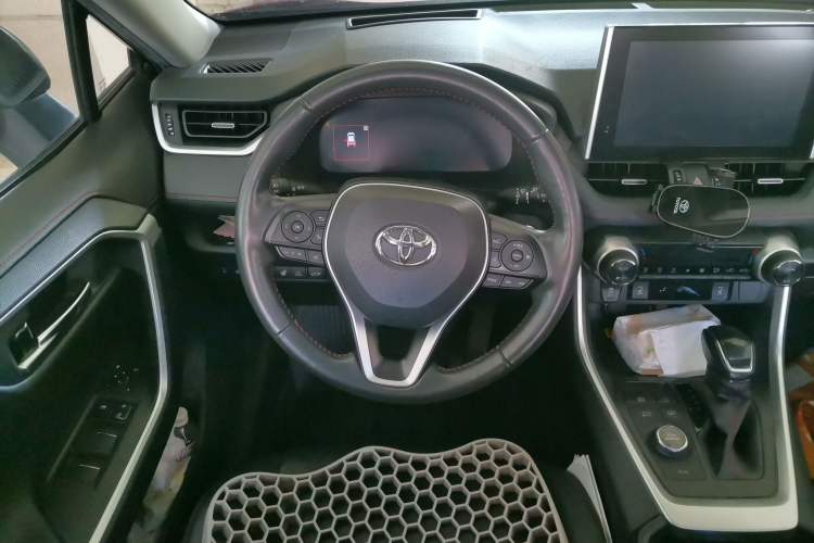 Used Toyota RAV4 Rongfang Plug-in Hybrid 2021 2.5L 4x4 Flagship Pro Steering Wheel