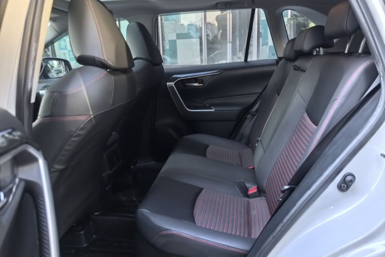 Used Toyota RAV4 Rongfang Plug-in Hybrid 2021 2.5L Two-Wheel Drive Elite Pro Interior 14