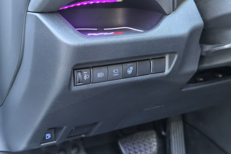 Used Toyota RAV4 Rongfang Plug-in Hybrid 2021 2.5L Two-Wheel Drive Elite Pro Interior 3