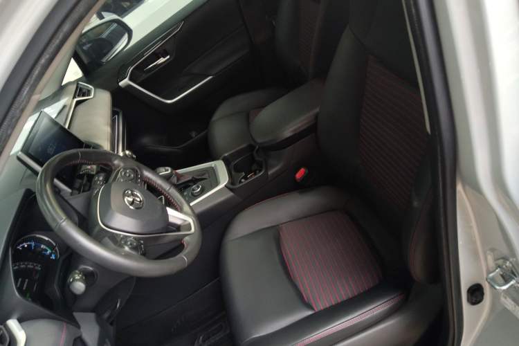 Used Toyota RAV4 Rongfang Plug-in Hybrid 2021 2.5L Two-Wheel Drive Elite Pro Left Front Seat