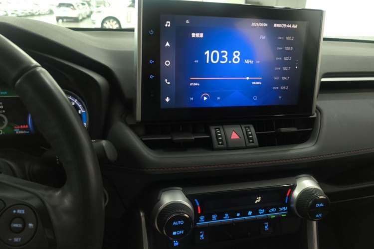 Used Toyota RAV4 Rongfang Plug-in Hybrid 2021 2.5L Two-Wheel Drive Elite Pro Audio And AC Panel