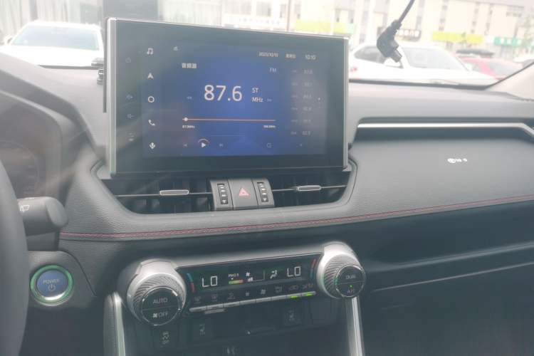 Used Toyota RAV4 Rongfang Plug-in Hybrid 2021 2.5L 4x4 Flagship Pro Audio And AC Panel
