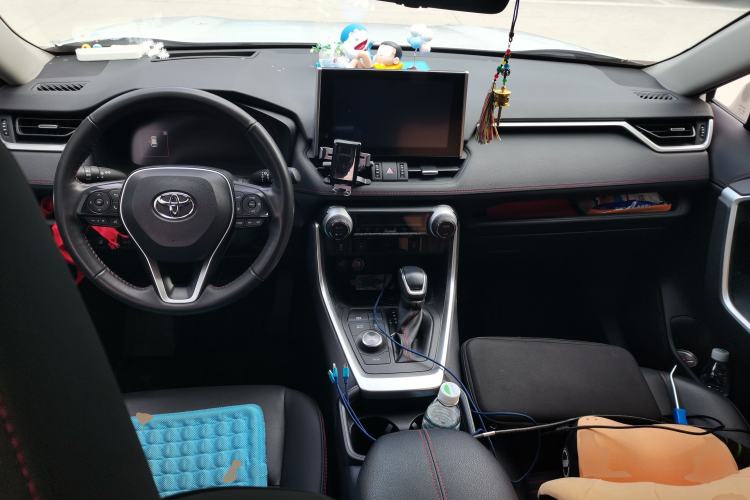 Used Toyota RAV4 Rongfang Plug-in Hybrid 2021 2.5L 4x4 Flagship Pro Center Console