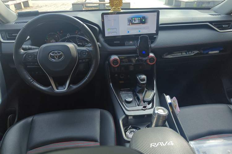 Used Toyota RAV4 Rongfang Plug-in Hybrid 2021 2.5L 4x4 Flagship Pro Center Console
