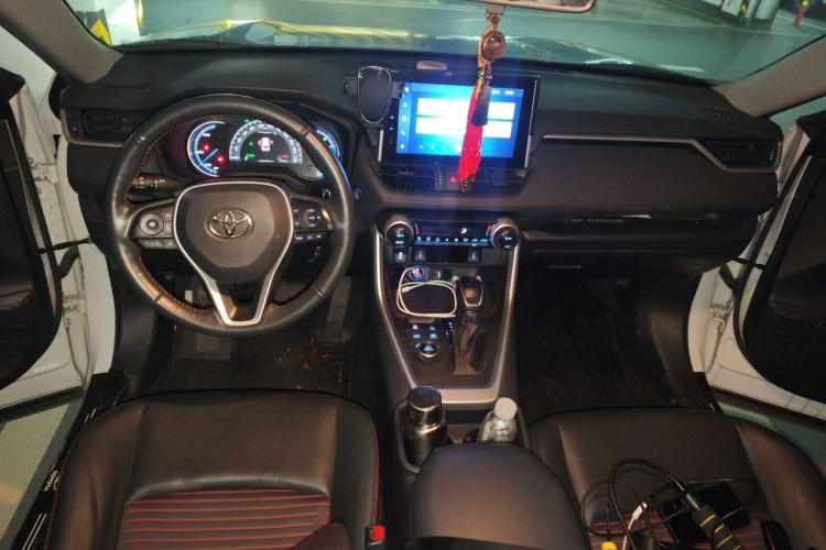 Used Toyota RAV4 Rongfang Plug-in Hybrid 2021 2.5L Two-Wheel Drive Elite Pro Center Console