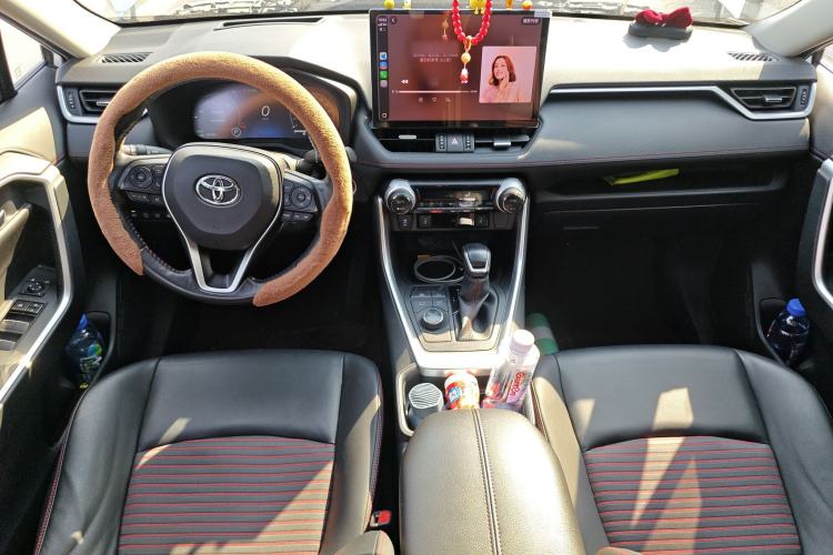 Used Toyota RAV4 Rongfang Plug-in Hybrid 2021 2.5L 4x4 Flagship Pro Center Console